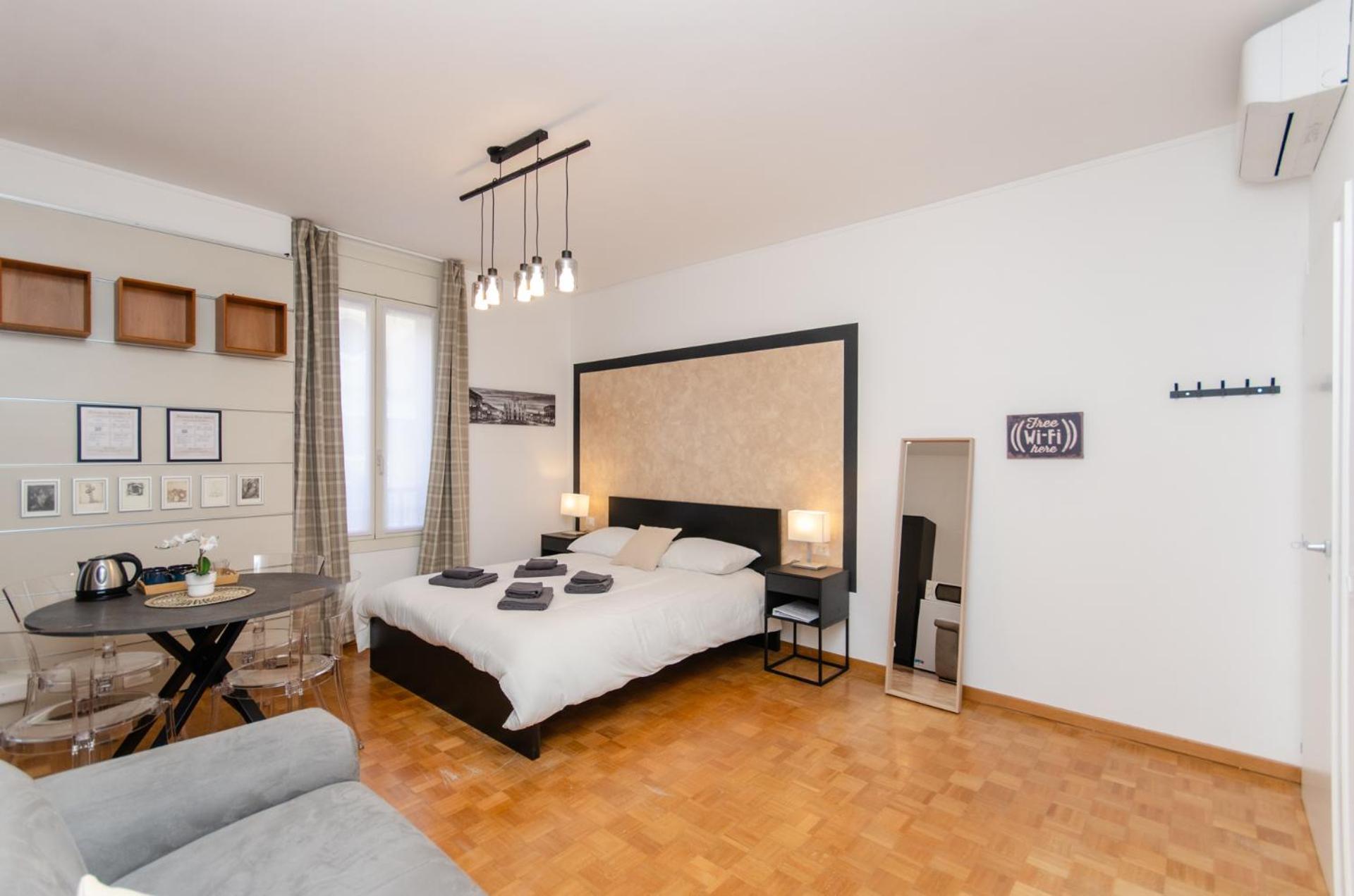 Brown Room Milan Bagian luar foto